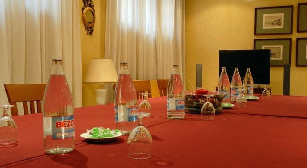 فندق Reyes Catolicos إشبيلية الاعمال الصورة